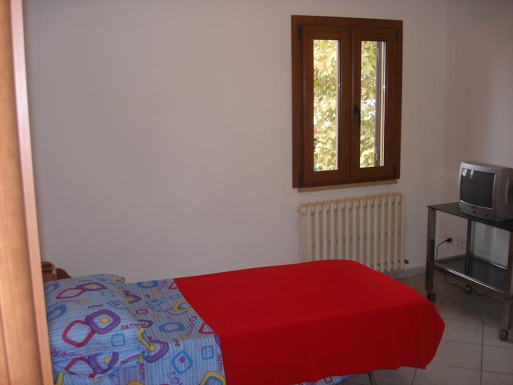 Apartament La Corte Piza Pokój zdjęcie